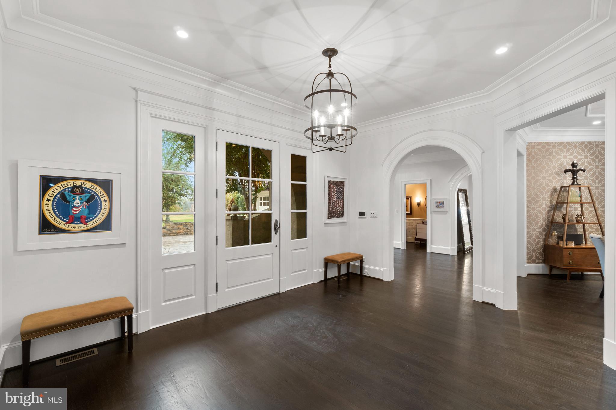 10818 Red Barn Lane Potomac, MD 20854 - Photo 33 of 141 Foyer