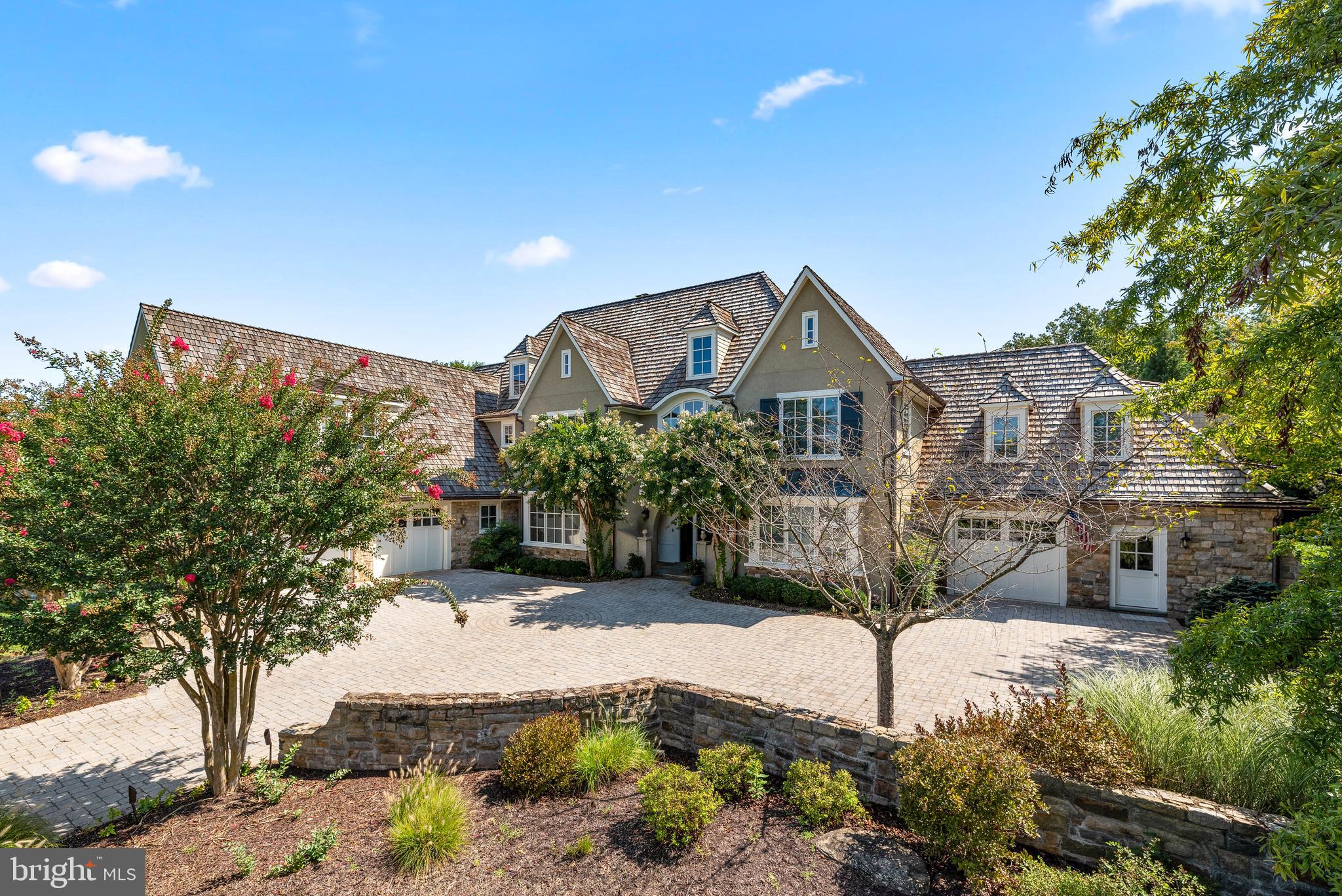 10818 Red Barn Lane Potomac, MD 20854 - Photo 4 of 141 Front exterior