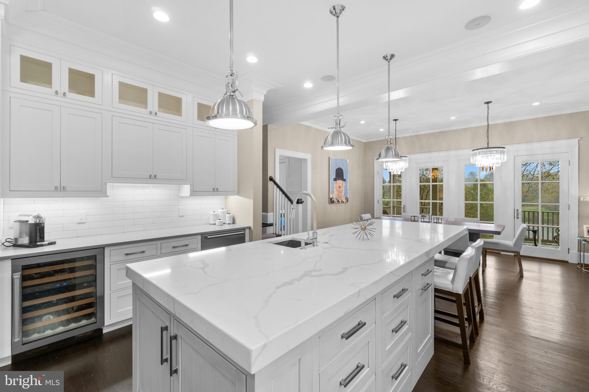 10818 Red Barn Lane Potomac, MD 20854 - Photo 43 of 141 Center Island with Beverage Center