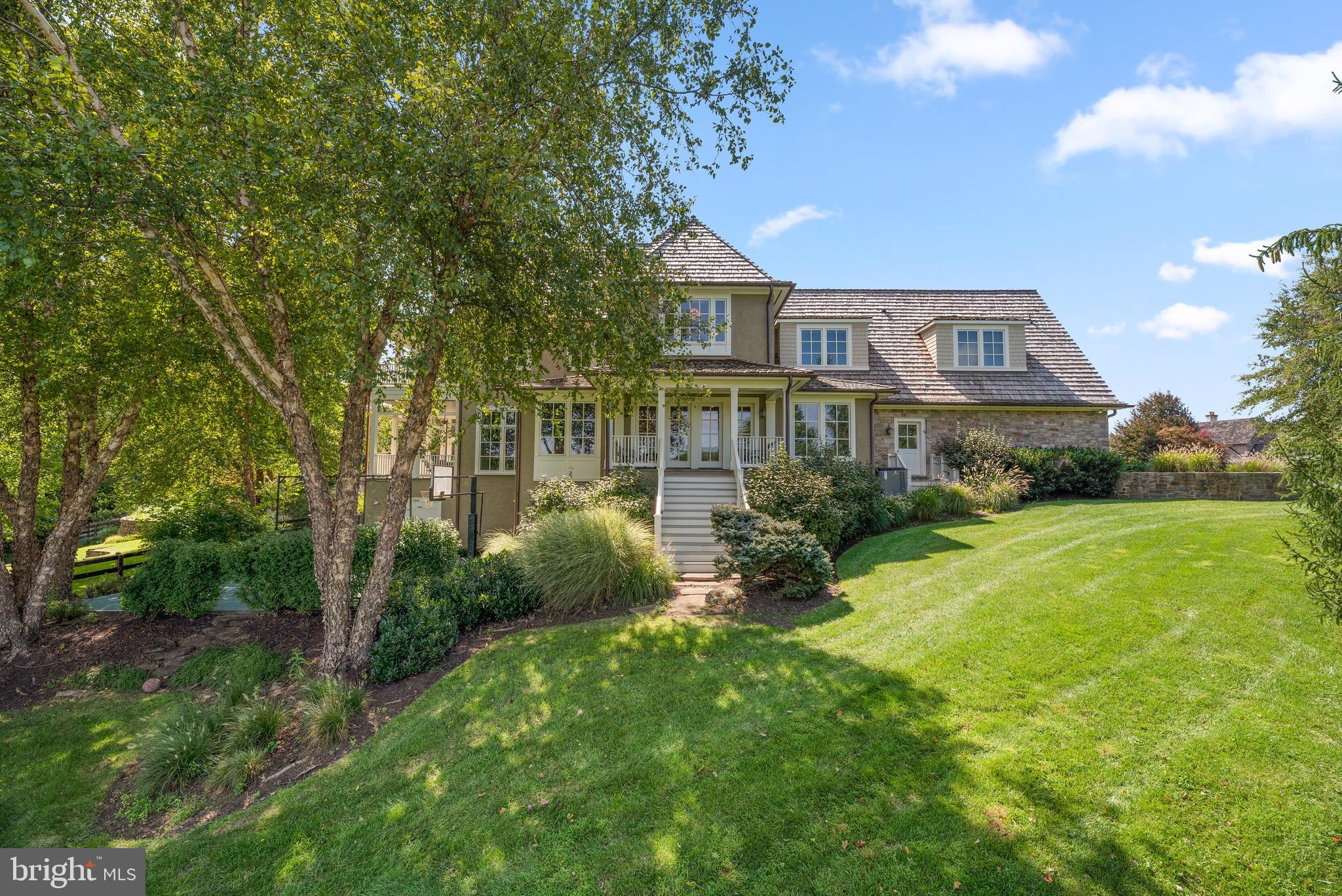 10818 Red Barn Lane Potomac, MD 20854 - Photo 48 of 141 Side Exterior