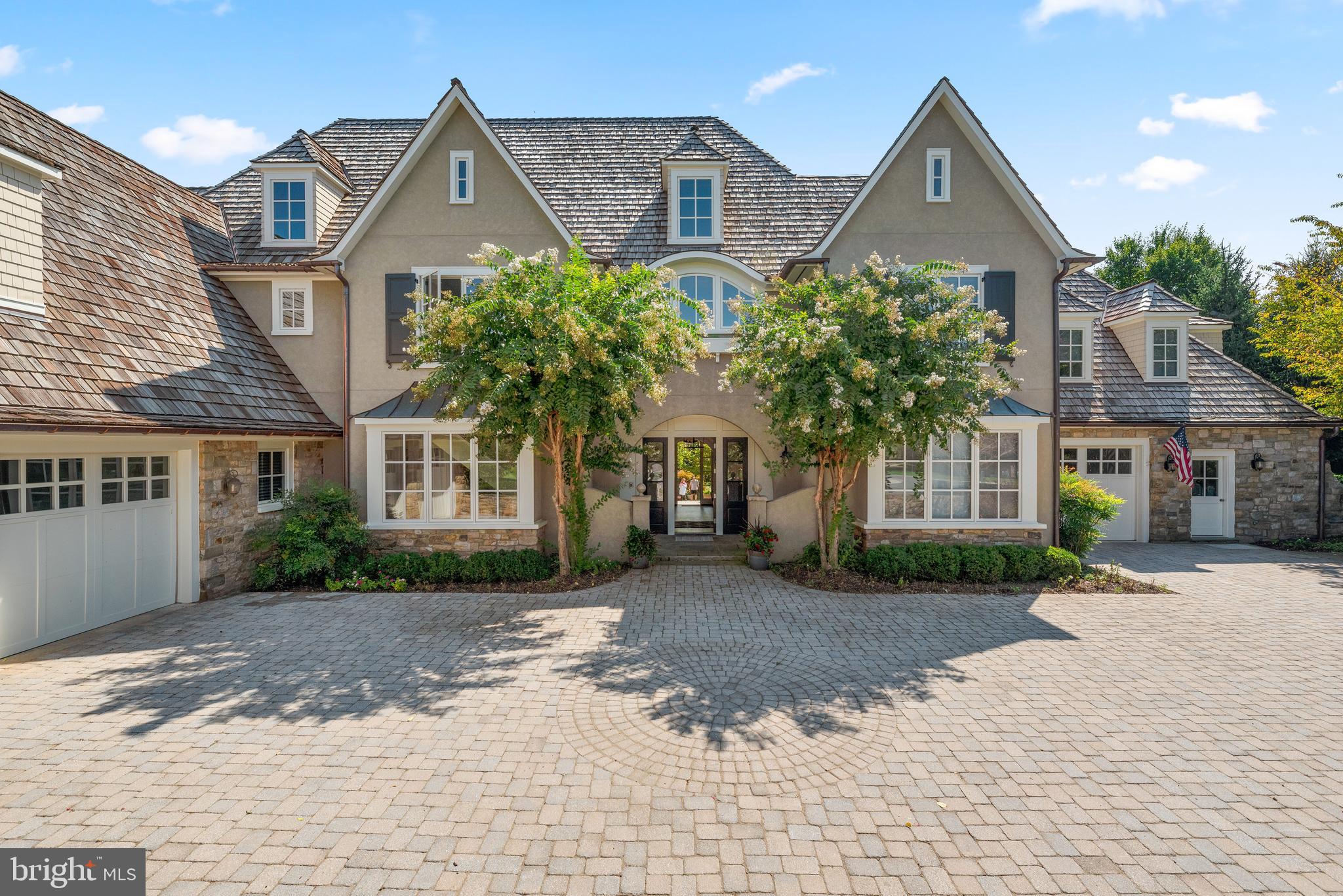 10818 Red Barn Lane Potomac, MD 20854 - Photo 5 of 141 front exterior