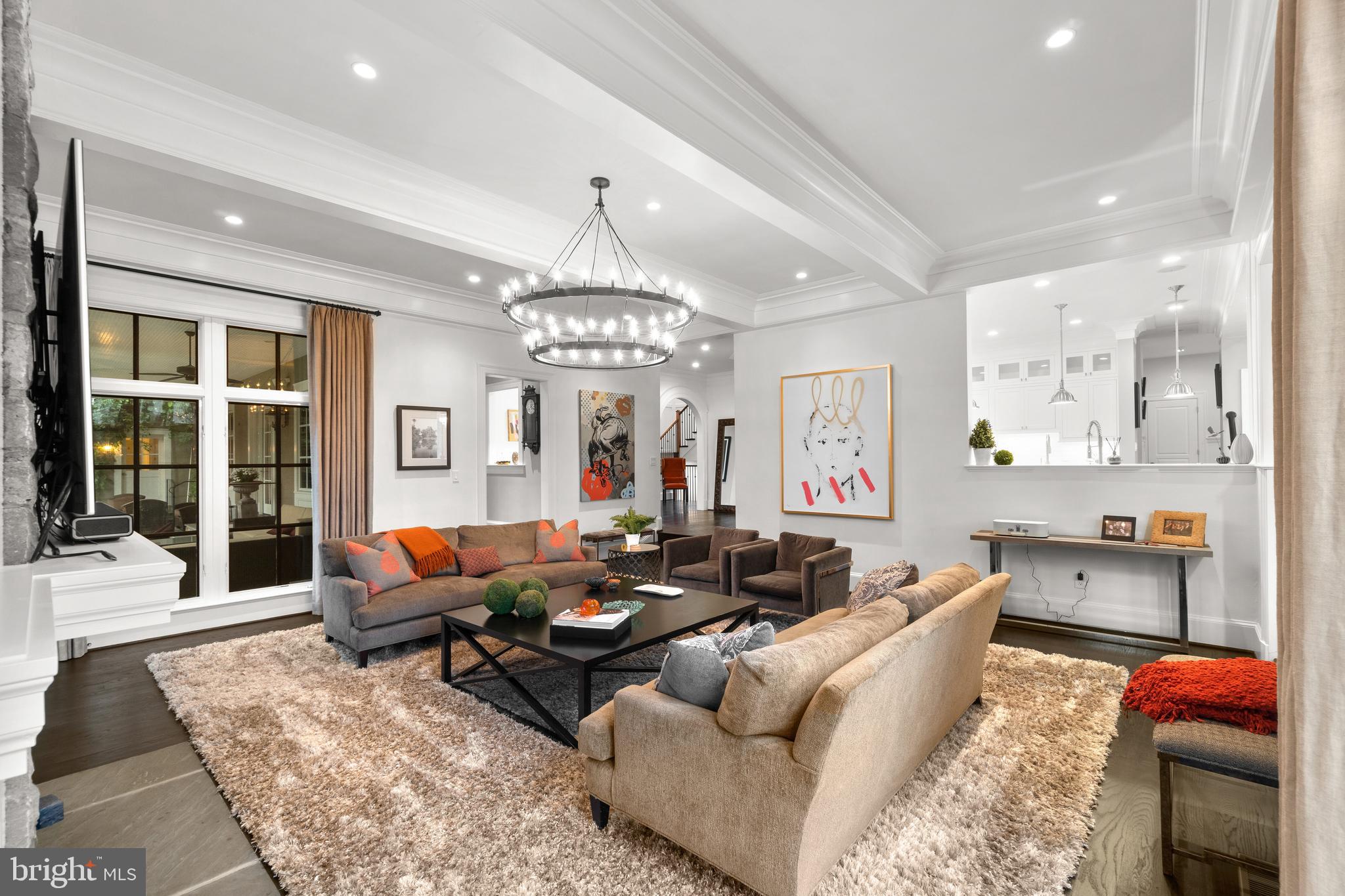 10818 Red Barn Lane Potomac, MD 20854 - Photo 53 of 141 Great Room with access to screened-in porch