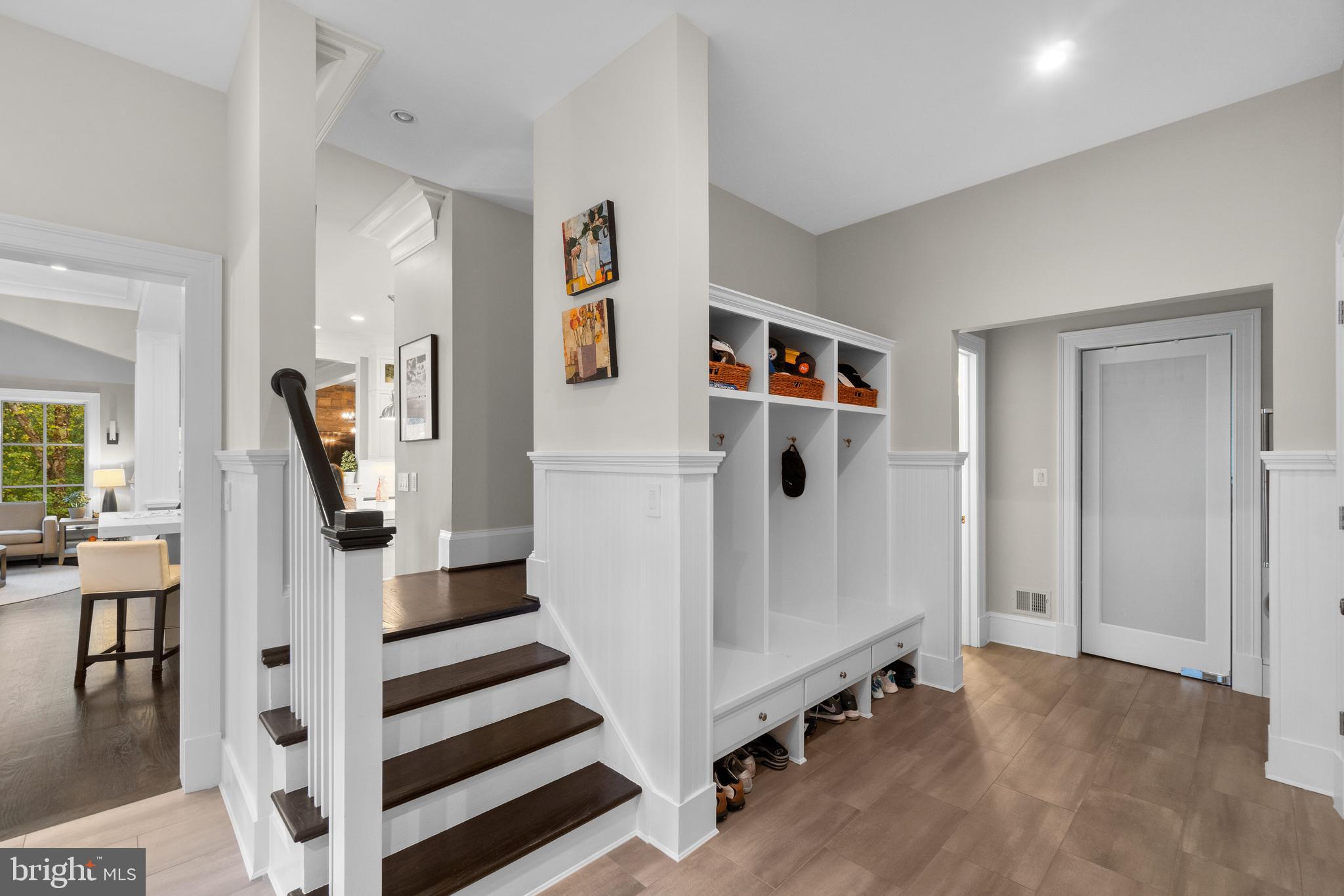 10818 Red Barn Lane Potomac, MD 20854 - Photo 64 of 141 Mudroom