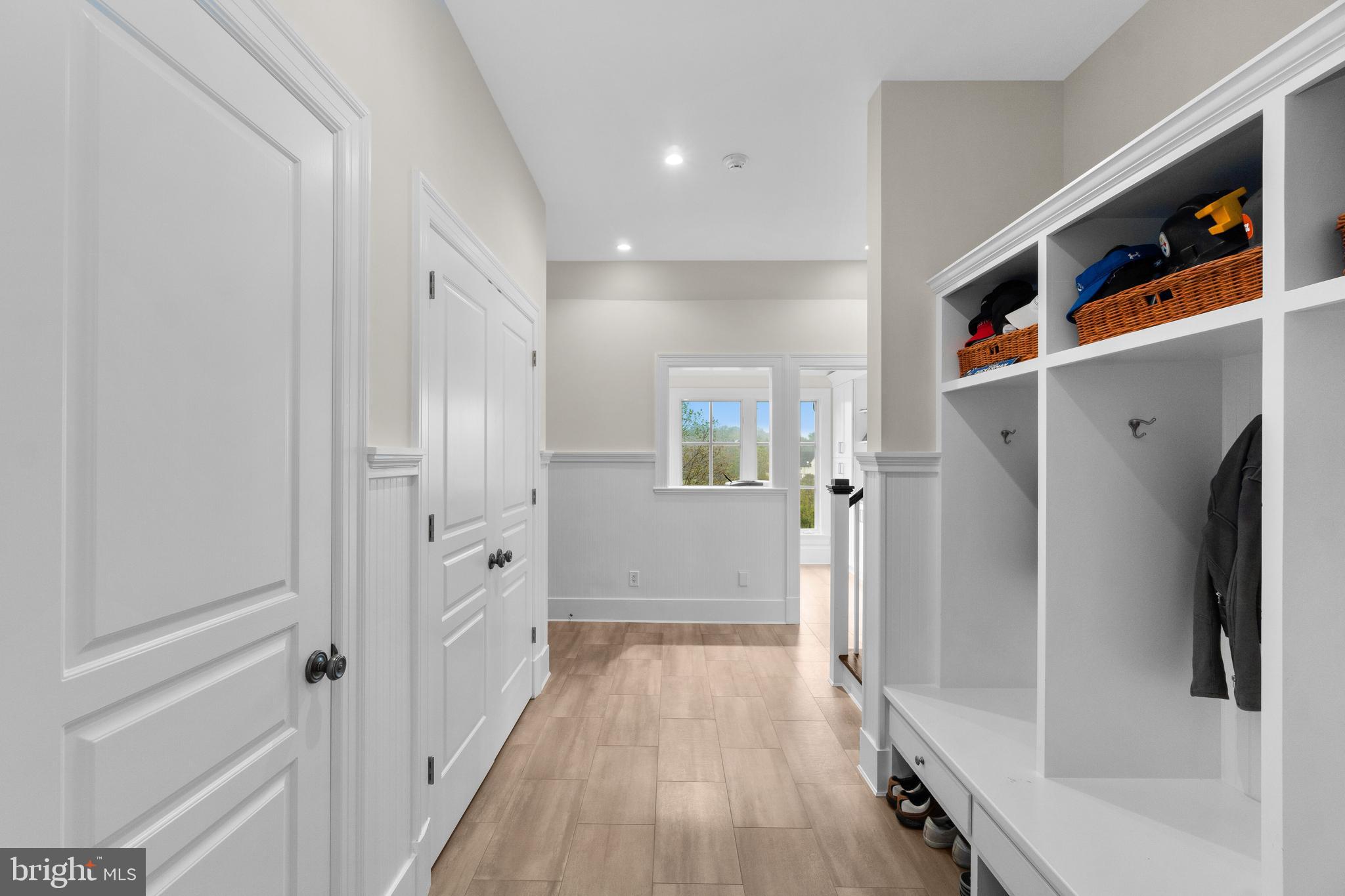 10818 Red Barn Lane Potomac, MD 20854 - Photo 65 of 141 mudroom