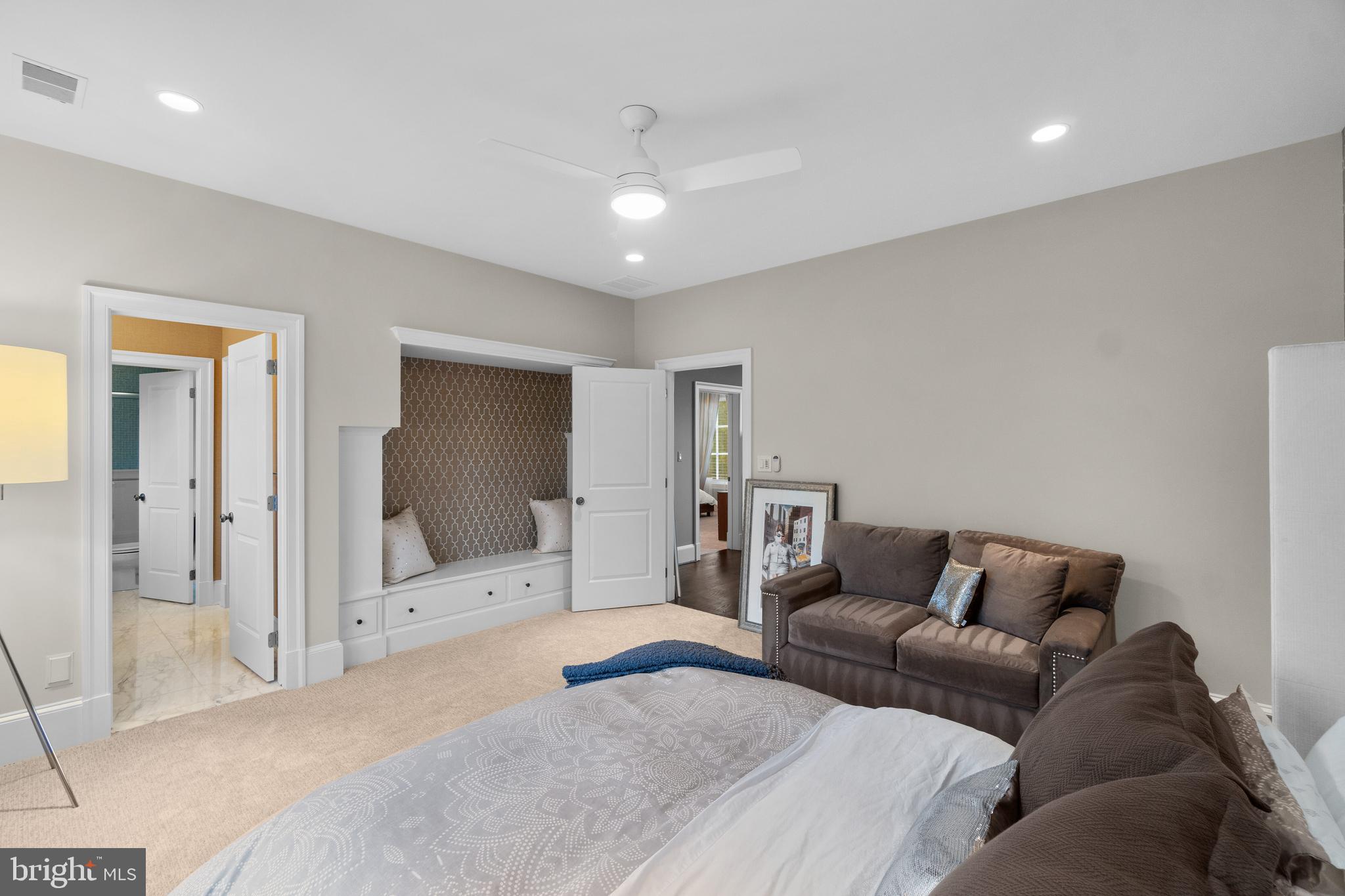 10818 Red Barn Lane Potomac, MD 20854 - Photo 92 of 141 3rd Bedroom with En Suite Bathroom