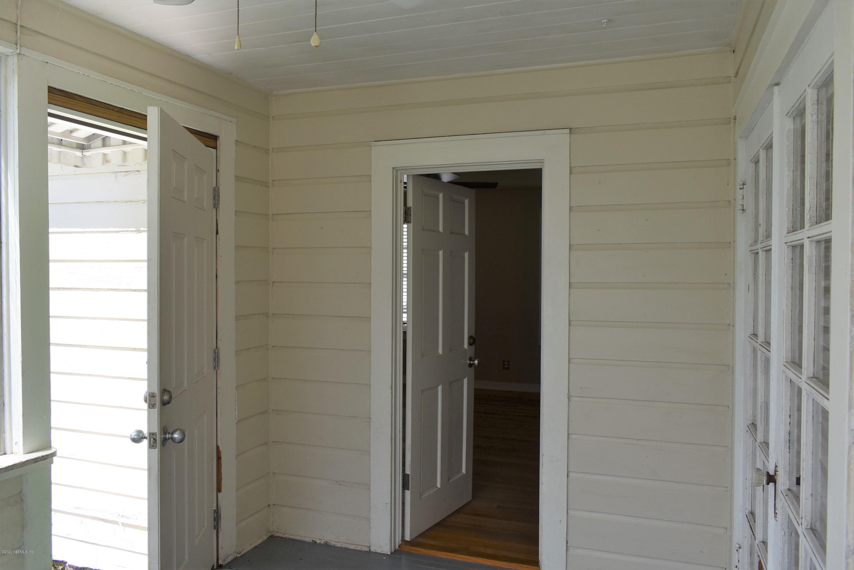 4609 Birkenhead Road Jacksonville, FL 32210 - Photo 6 of 39 Front Porch