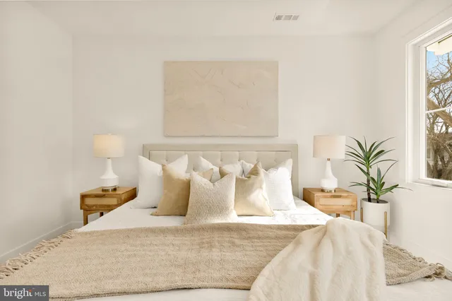 $1,849,000 | 1706 Bay Street Southeast, Washington, DC 20003