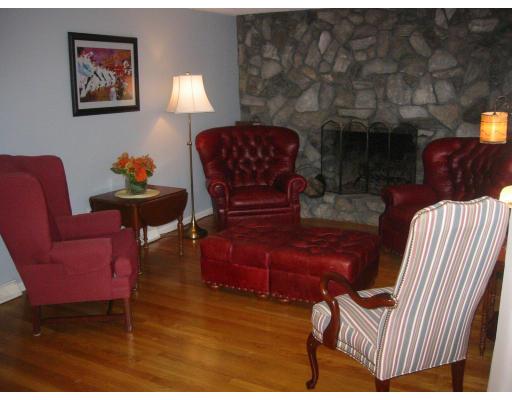 19 Rustic Road Stoneham, MA 02180 - Photo 8 of 12 Gallery Image 8