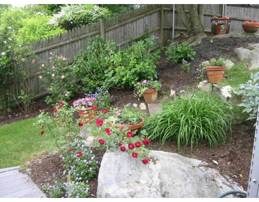19 Rustic Road Stoneham, MA 02180 - Photo 9 of 12 Gallery Image 9