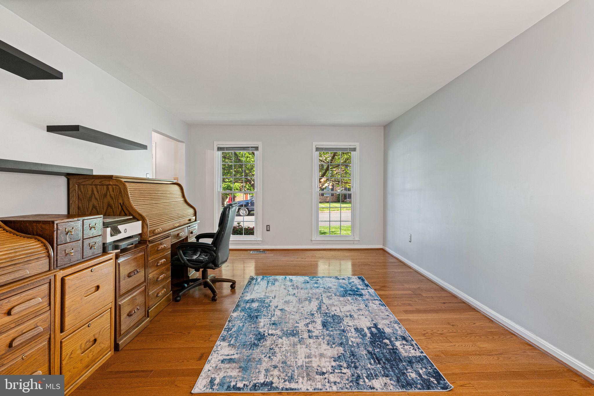 9833 Natick Road Burke, VA 22015 - Photo 8 of 50