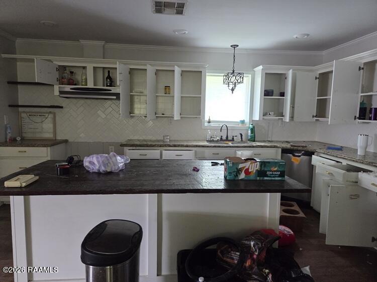 922 Austin Road Youngsville, LA 70592 - Photo 4 of 9 Kitchen