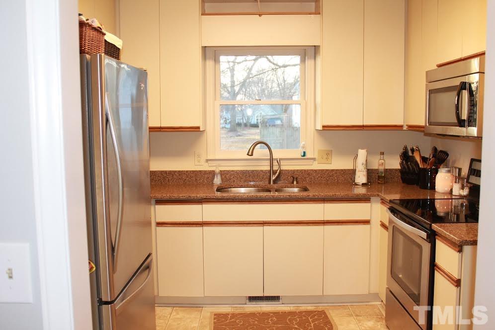 377 Old Graham Road Pittsboro, NC 27312 - Photo 3 of 10 Gallery Image 3