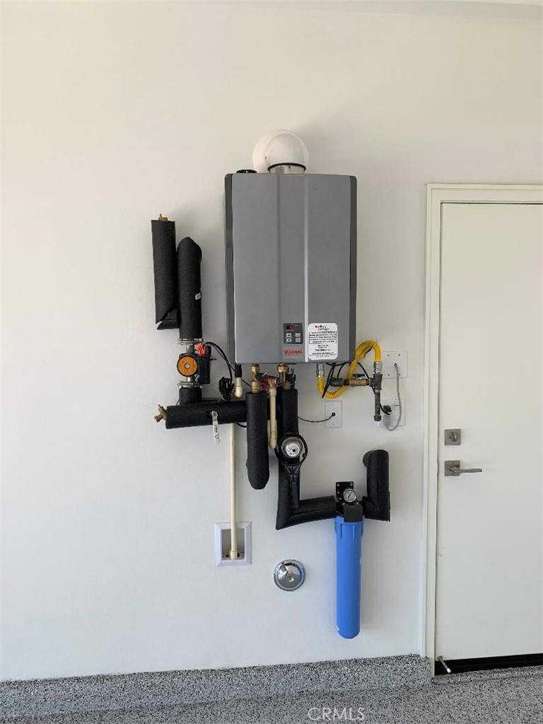 104 San Benito Irvine, CA 92618 - Photo 14 of 19