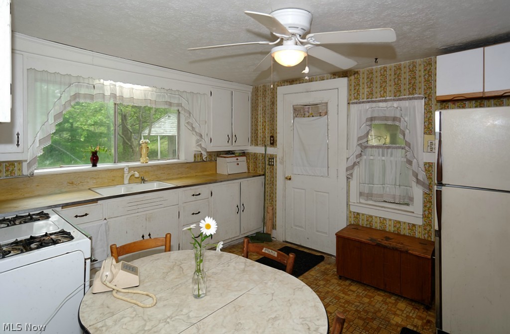 18187 Marks Road Strongsville, OH 44149 - Photo 9 of 25 Gallery Image 9