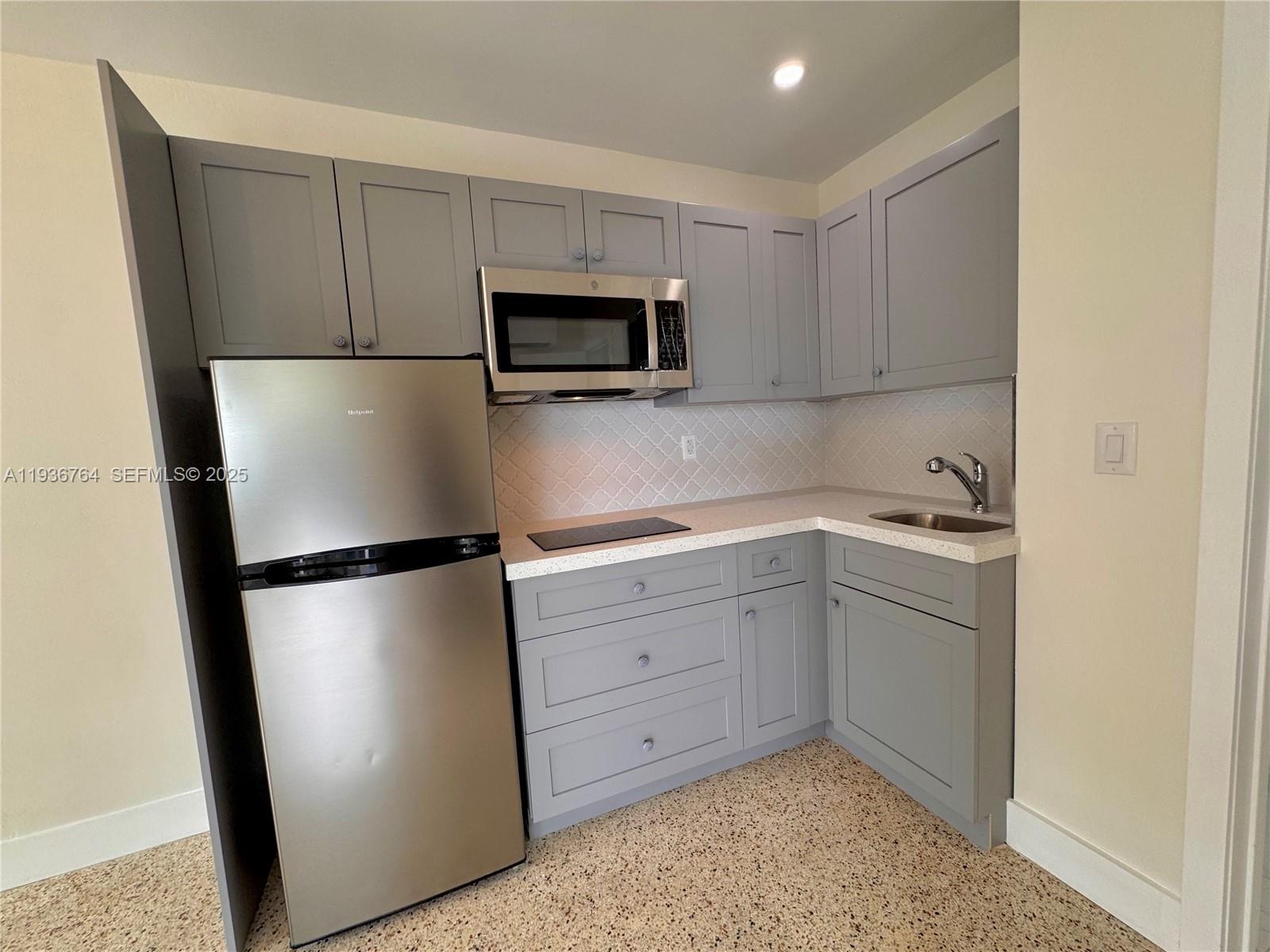 7135 Southwest 22nd Street, Unit BACK Miami, FL 33155 - Photo 5 of 8