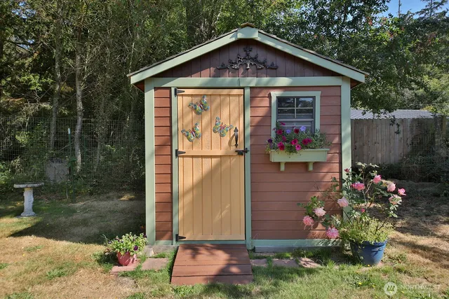 $495,000 | 445 East Mitchell Drive, Coupeville, WA 98239