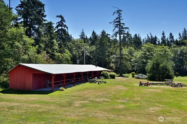 $495,000 | 445 East Mitchell Drive, Coupeville, WA 98239