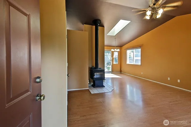 $495,000 | 445 East Mitchell Drive, Coupeville, WA 98239