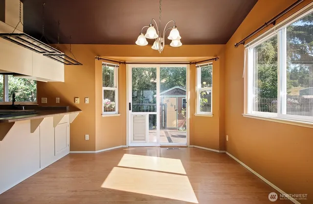 $495,000 | 445 East Mitchell Drive, Coupeville, WA 98239