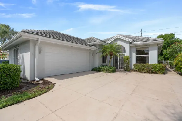 $545,000 | 7744 Southeast Needle Palm Circle, Hobe Sound, FL 33455