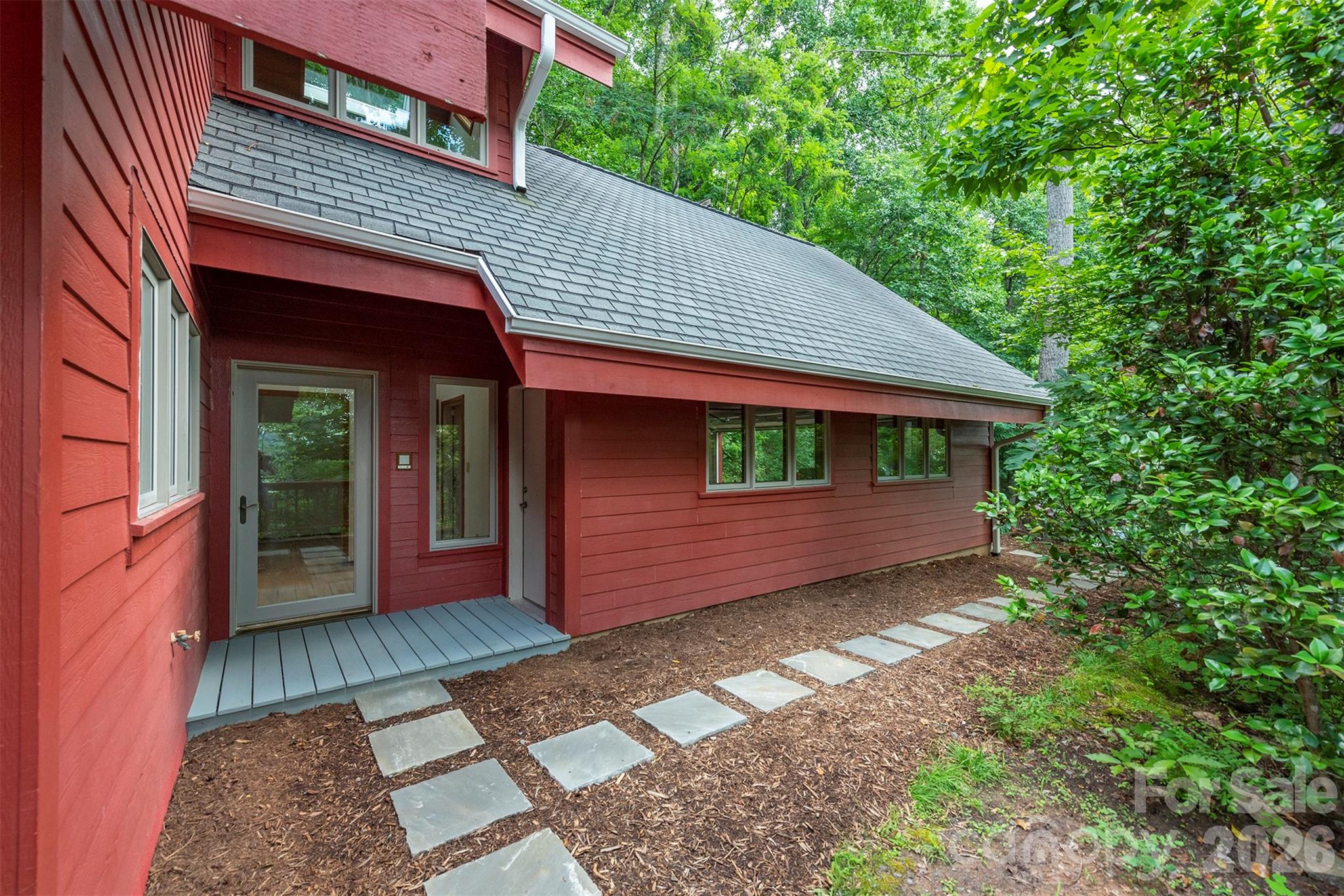 7 Winding Poplar Road Black Mountain, NC 28711 - Photo 5 of 48