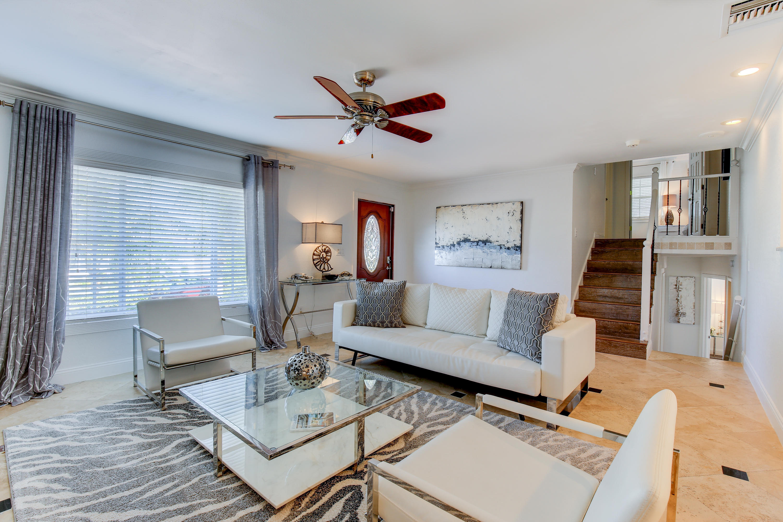 868 Granada Drive Boca Raton, FL 33432 - Photo 11 of 40 Family Room
