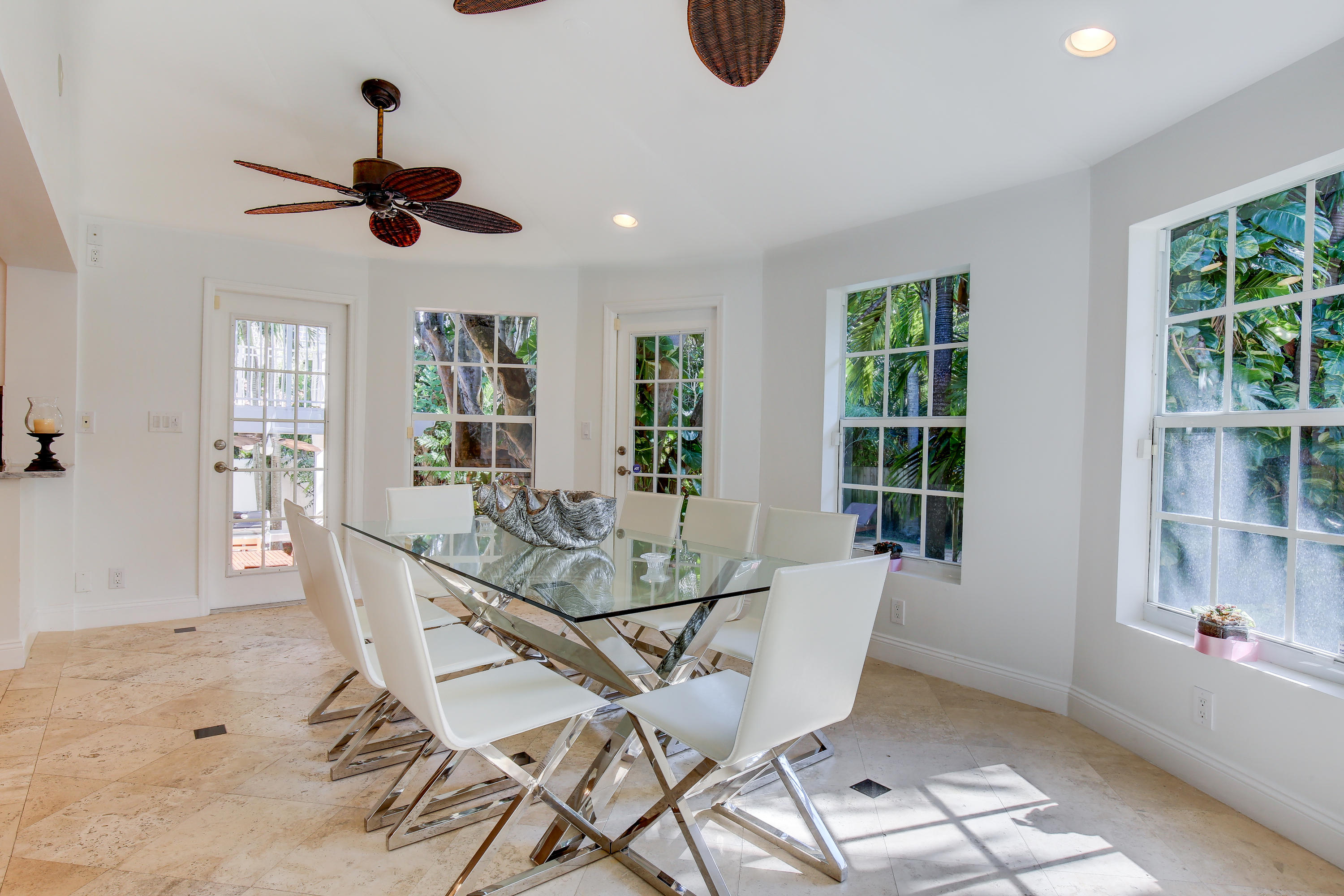 868 Granada Drive Boca Raton, FL 33432 - Photo 18 of 40 Dining Area