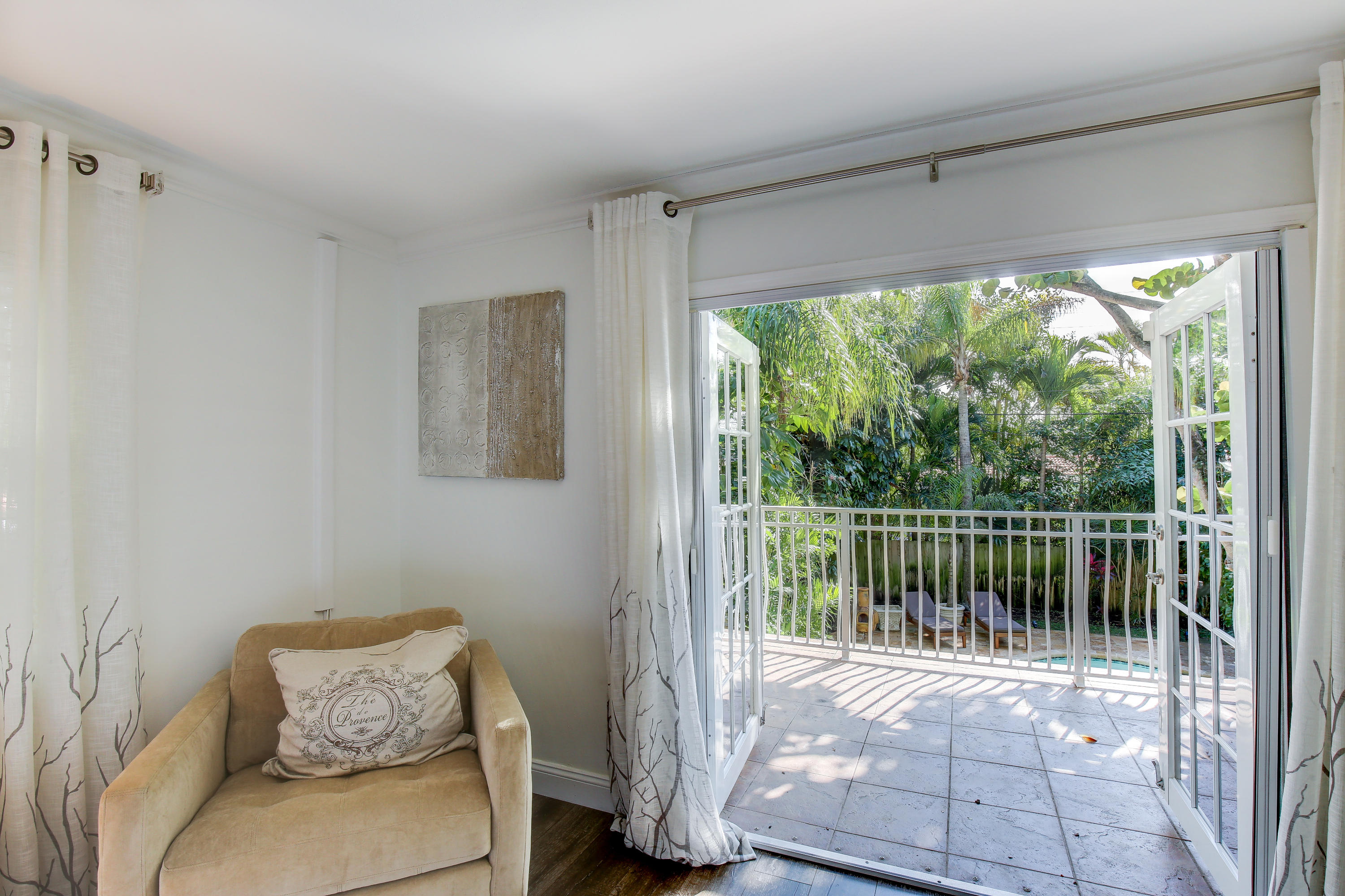 868 Granada Drive Boca Raton, FL 33432 - Photo 20 of 40 Master Bedroom