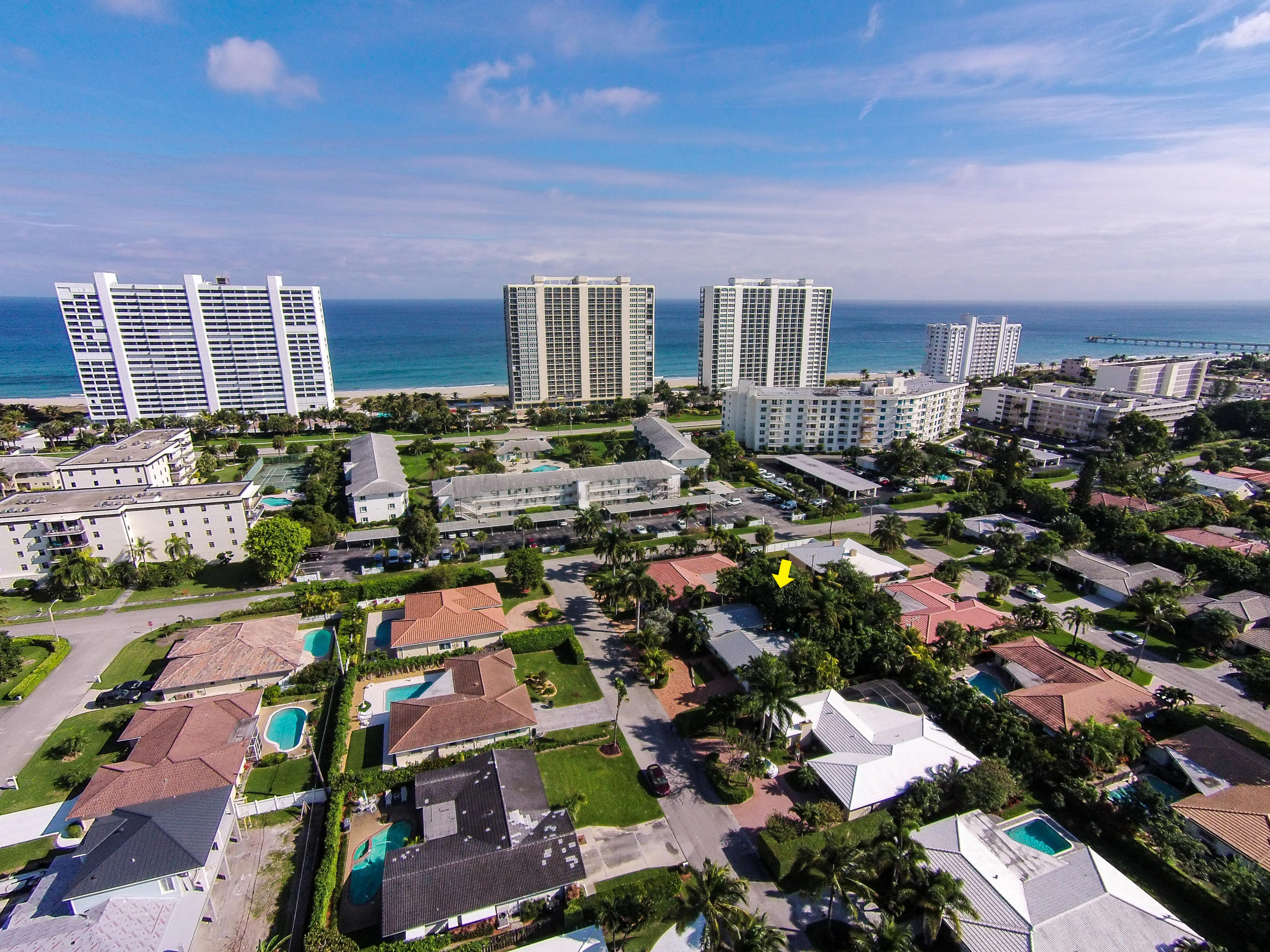 868 Granada Drive Boca Raton, FL 33432 - Photo 3 of 40 DJI02345