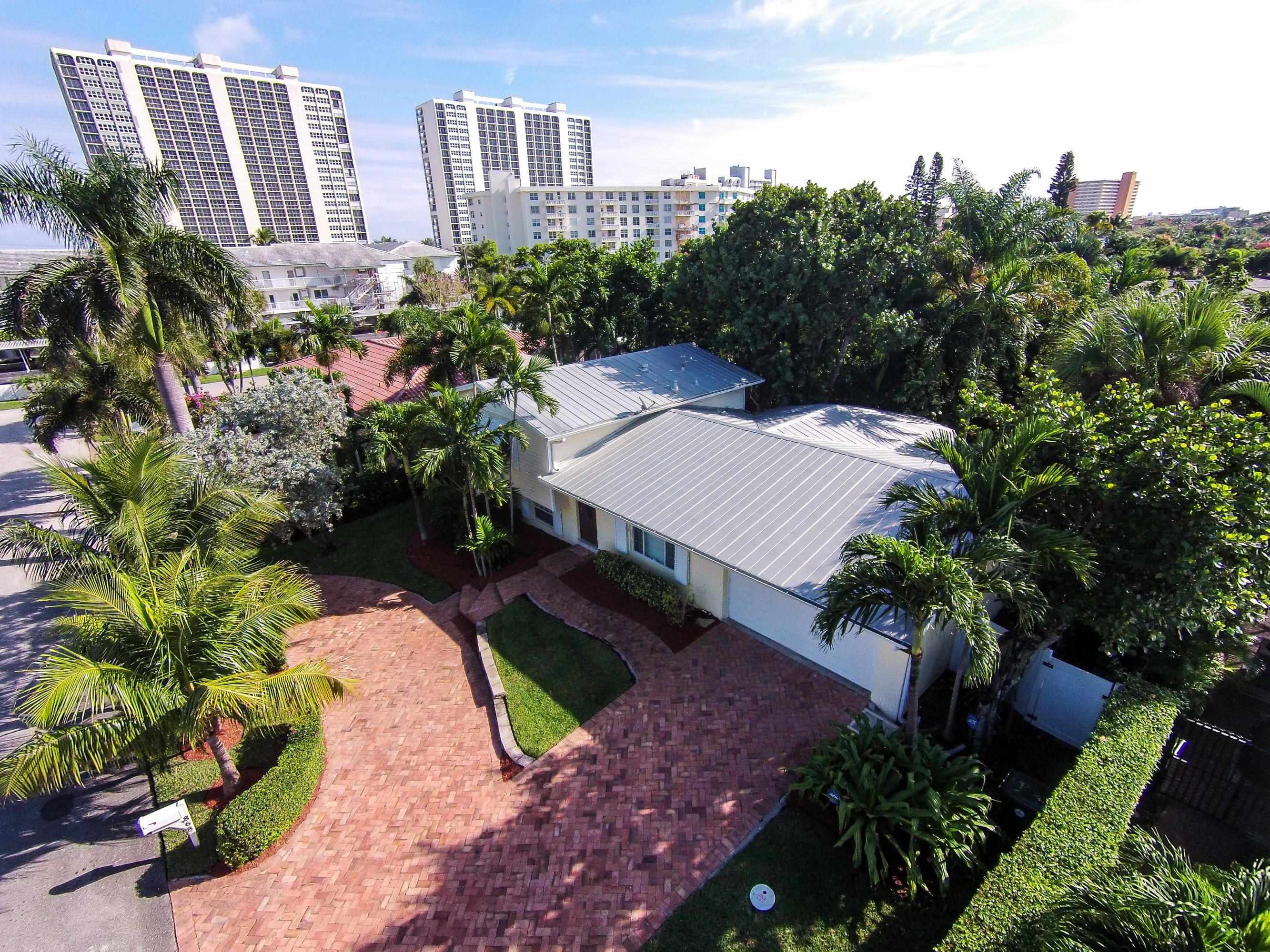 868 Granada Drive Boca Raton, FL 33432 - Photo 6 of 40 DJI02350