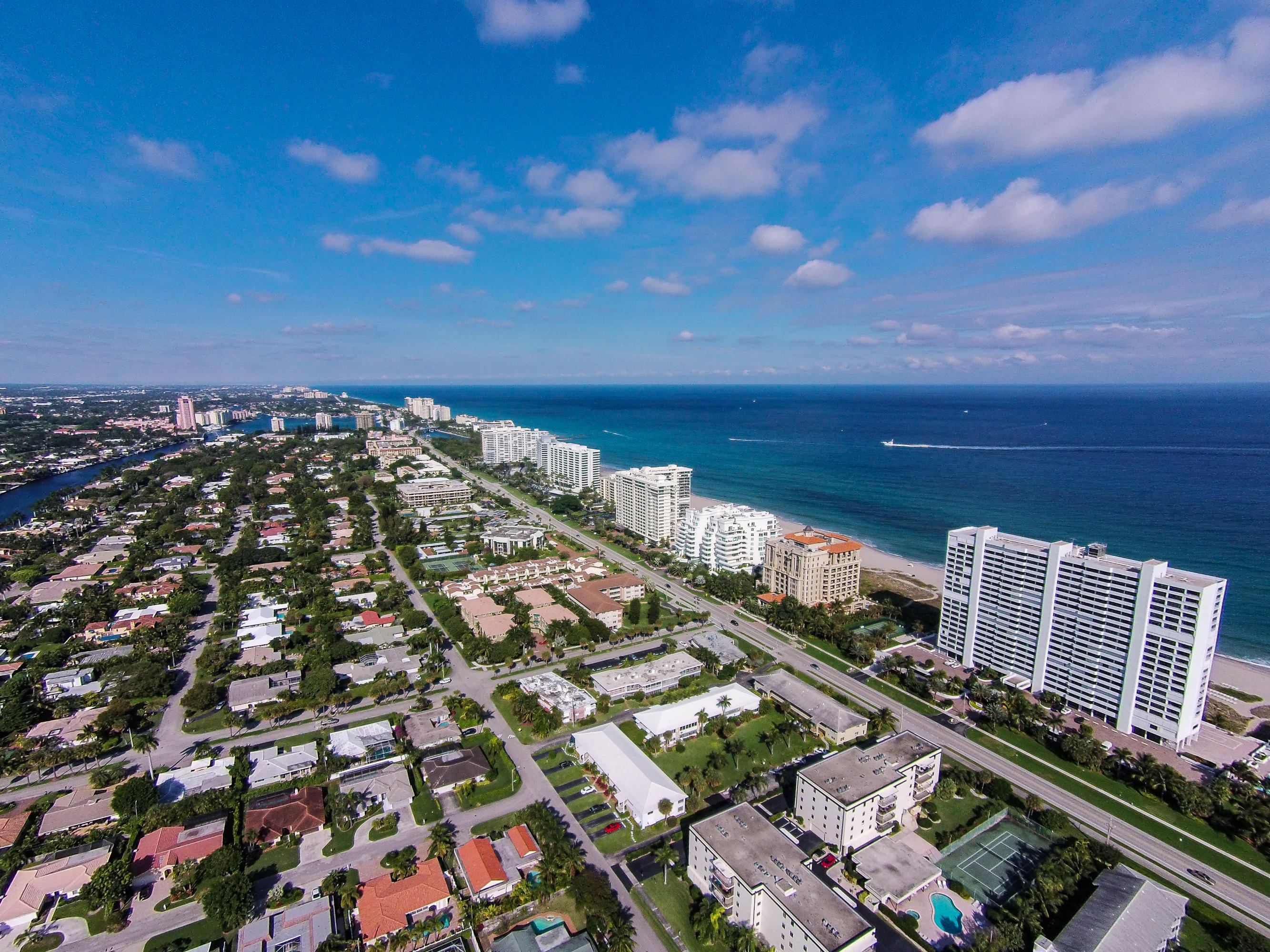 868 Granada Drive Boca Raton, FL 33432 - Photo 7 of 40 DJI02353