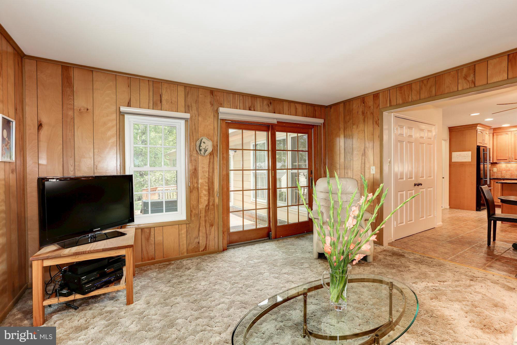 11916 Canfield Road Potomac, MD 20854 - Photo 14 of 24 Family Room