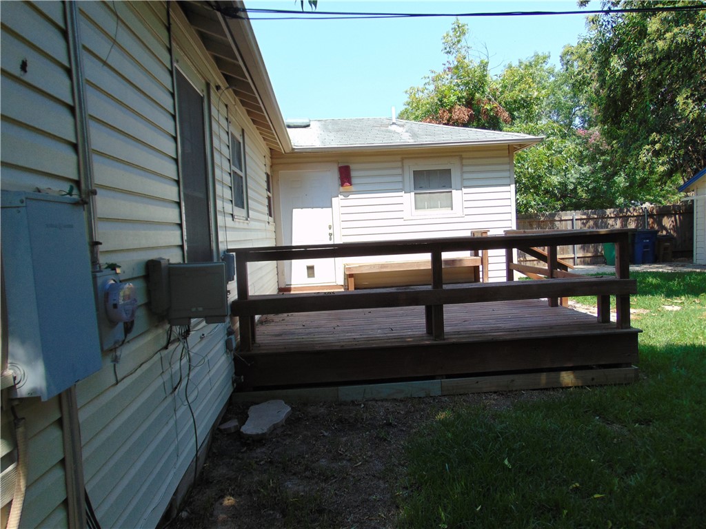 1508 Richcreek Road Austin, TX 78757 - Photo 2 of 10 a view of outdoor space yard and patio