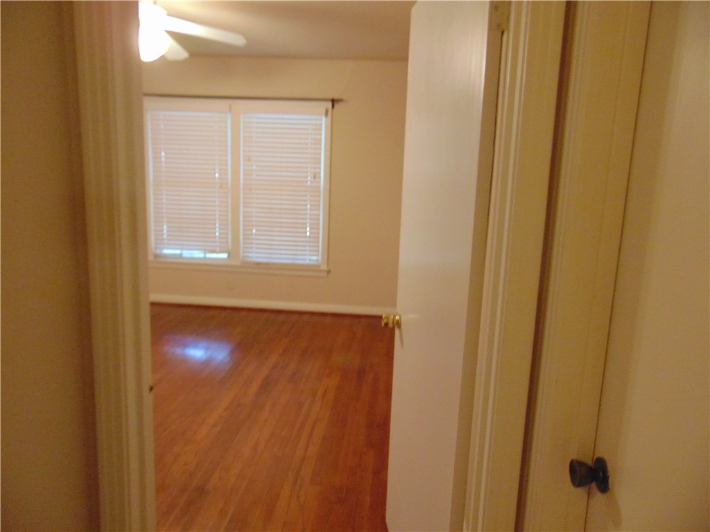 1508 Richcreek Road Austin, TX 78757 - Photo 7 of 10 a view of an entryway