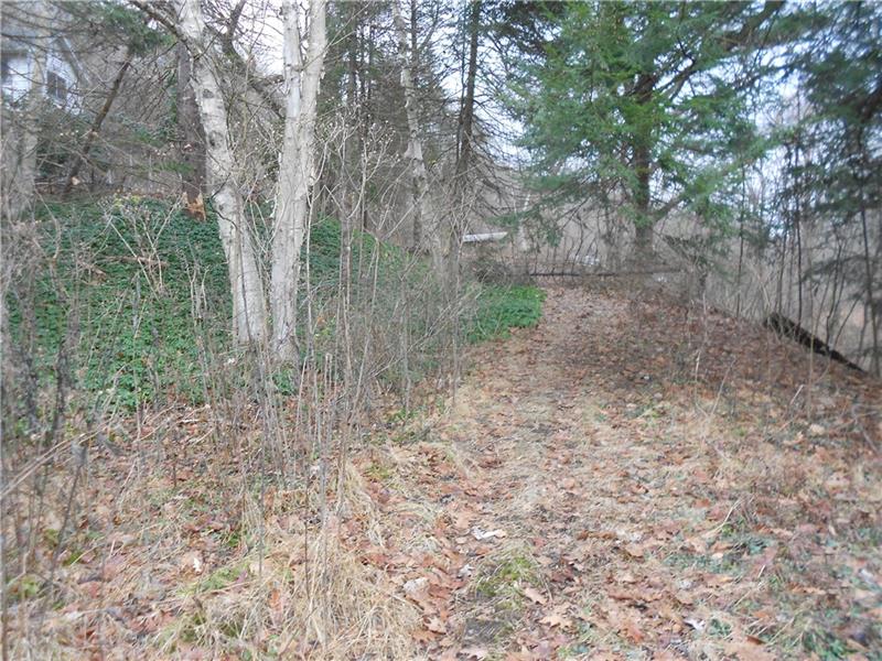 123 Flaugherty Run Road Coraopolis, PA 15108 - Photo 14 of 16 Gallery Image 14