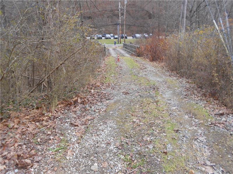 123 Flaugherty Run Road Coraopolis, PA 15108 - Photo 4 of 16 Gallery Image 4