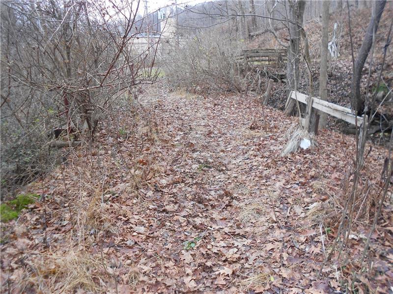 123 Flaugherty Run Road Coraopolis, PA 15108 - Photo 6 of 16 Gallery Image 6
