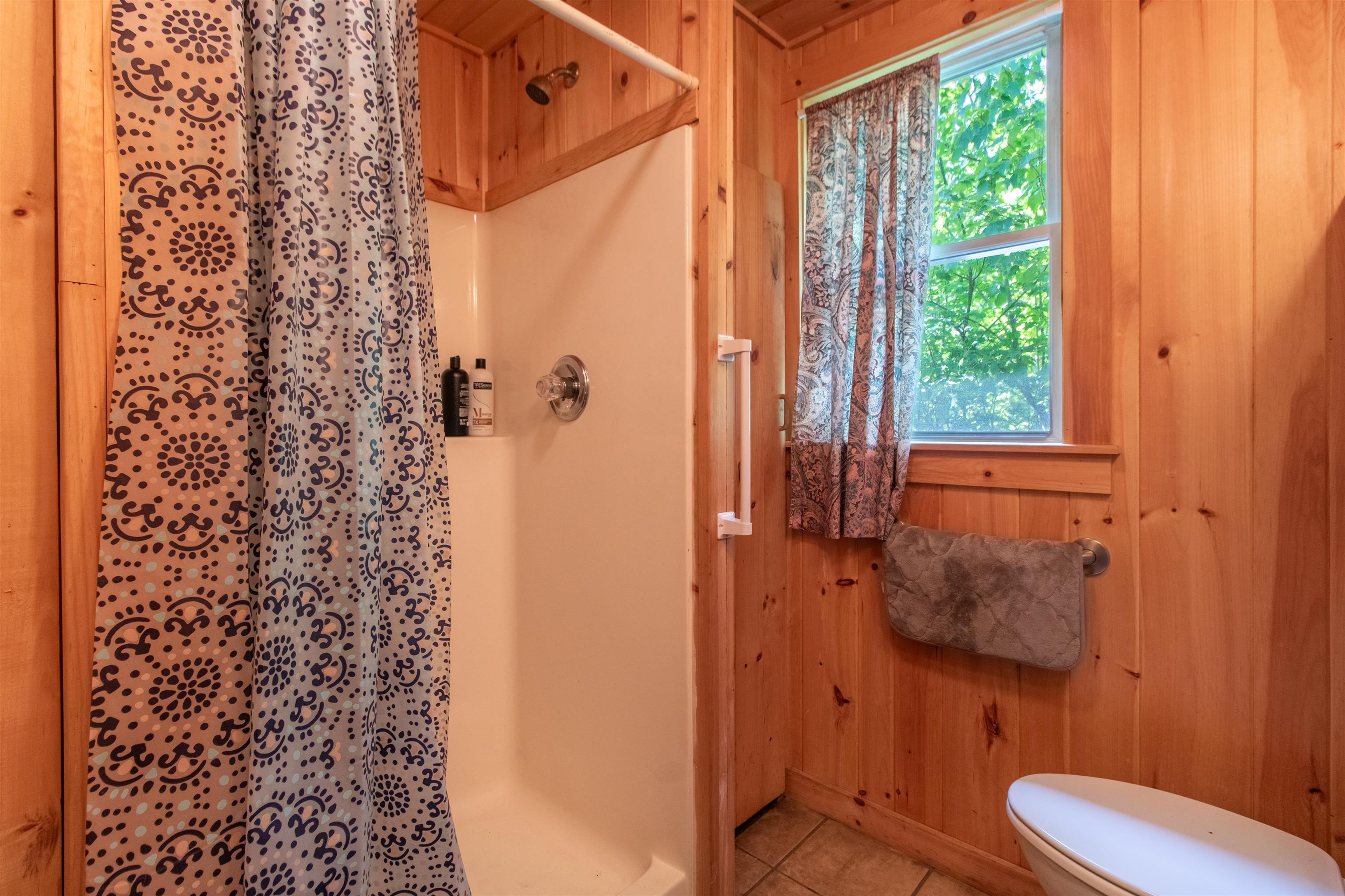 6885 Kirby Mountain Road Kirby, VT 05851 - Photo 21 of 51