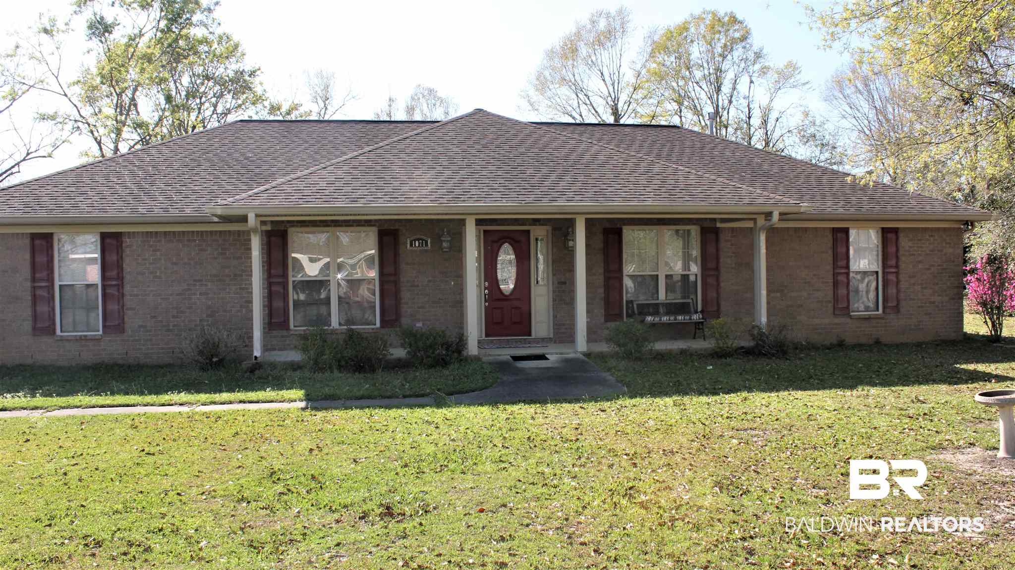 1071 North Oak Street Loxley, AL 36551 - Photo 1 of 25 Front