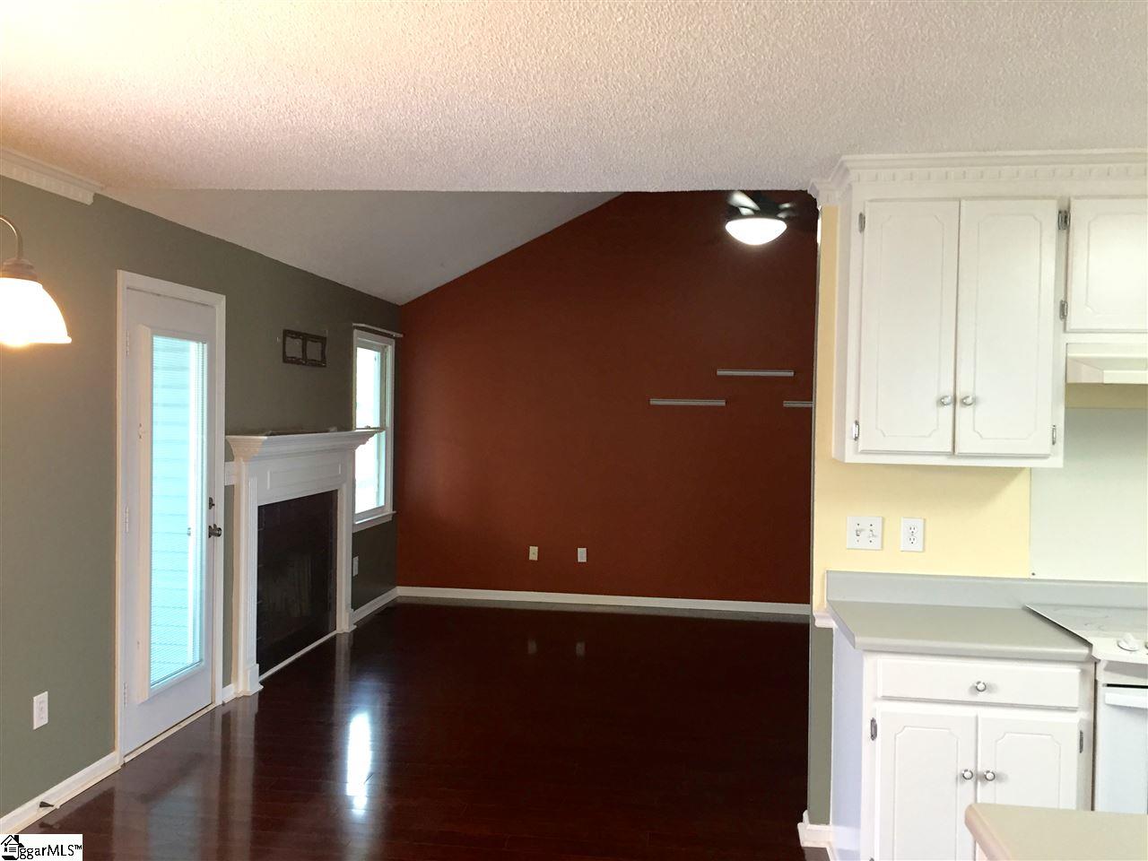 8 Fitzpatrick Court Fountain Inn, SC 29644 - Photo 4 of 19 Gallery Image 4