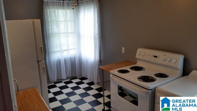 112 Lancaster Street Talladega, AL 35160 - Photo 9 of 18
