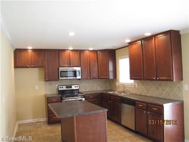7287 Shallowford Road Lewisville, NC 27023 - Photo 3 of 16 Kitchen.