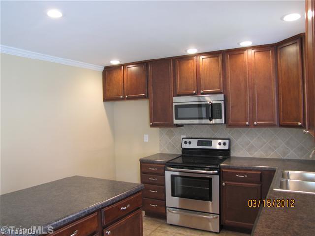 7287 Shallowford Road Lewisville, NC 27023 - Photo 4 of 16 Kitchen.