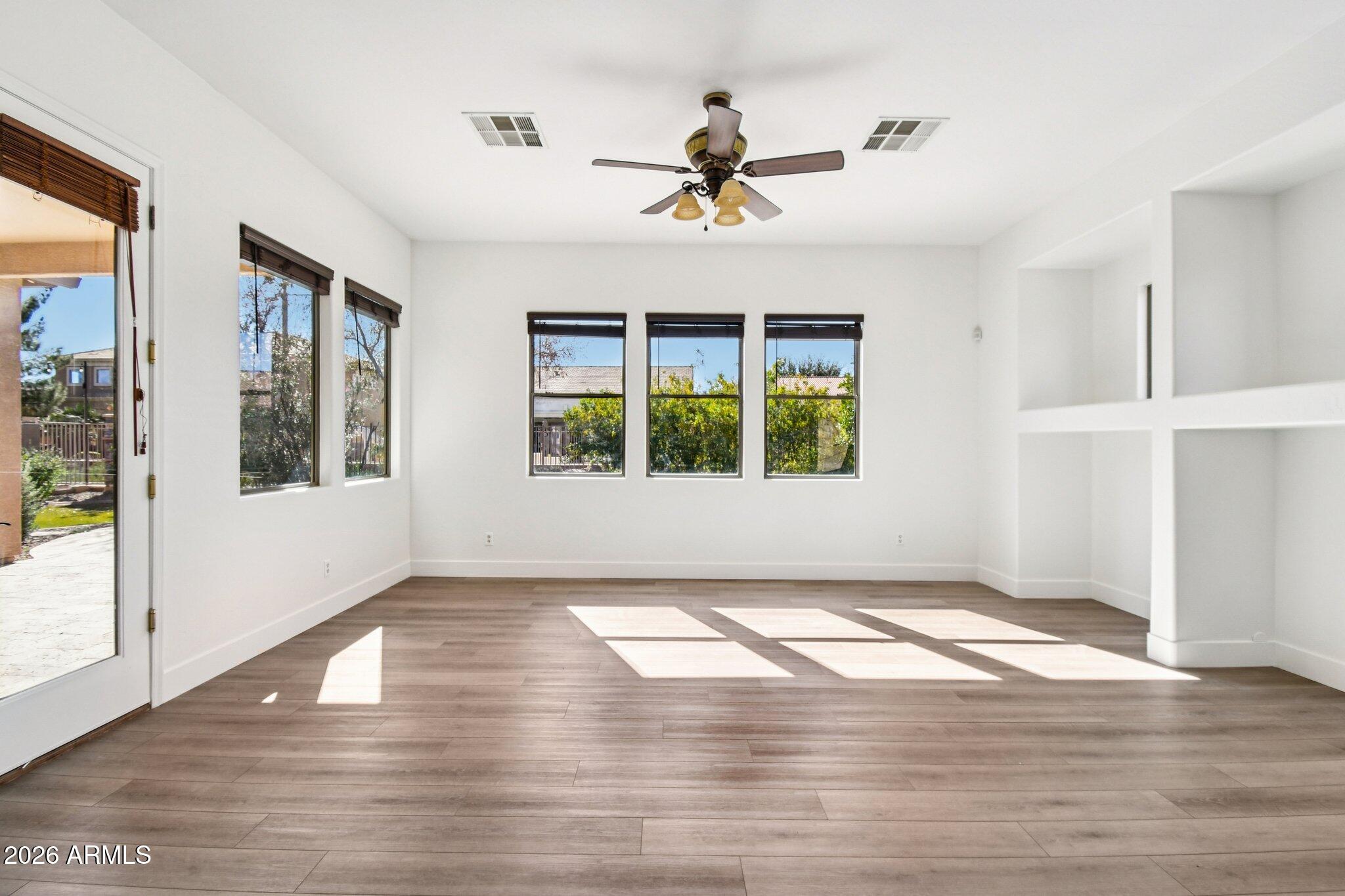 2991 South Roca Street Gilbert, AZ 85295 - Photo 11 of 30 10-web-or-mls-S Roca St-S0702-010