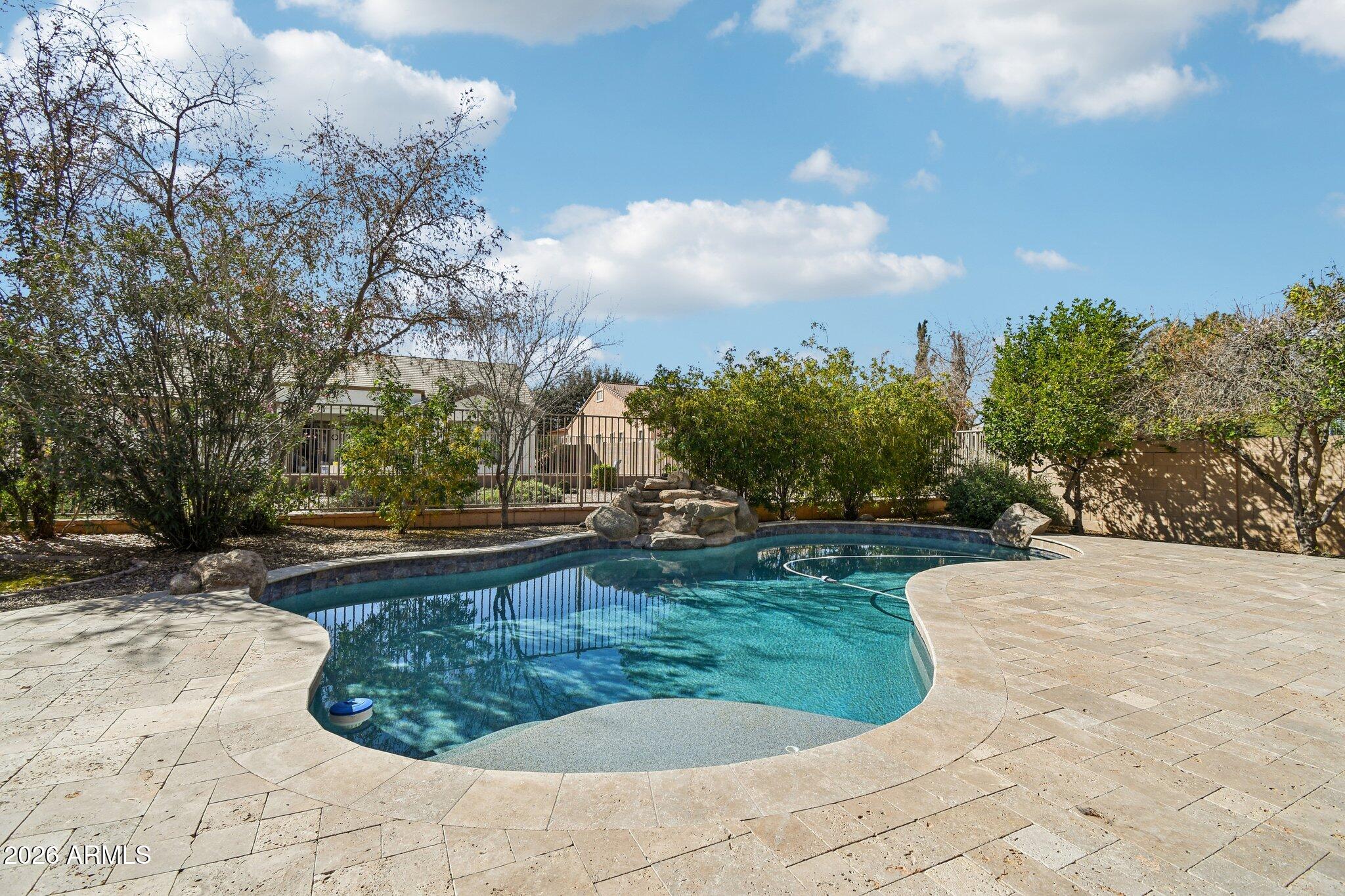 2991 South Roca Street Gilbert, AZ 85295 - Photo 14 of 22 33-web-or-mls-S Roca St-S0702-033