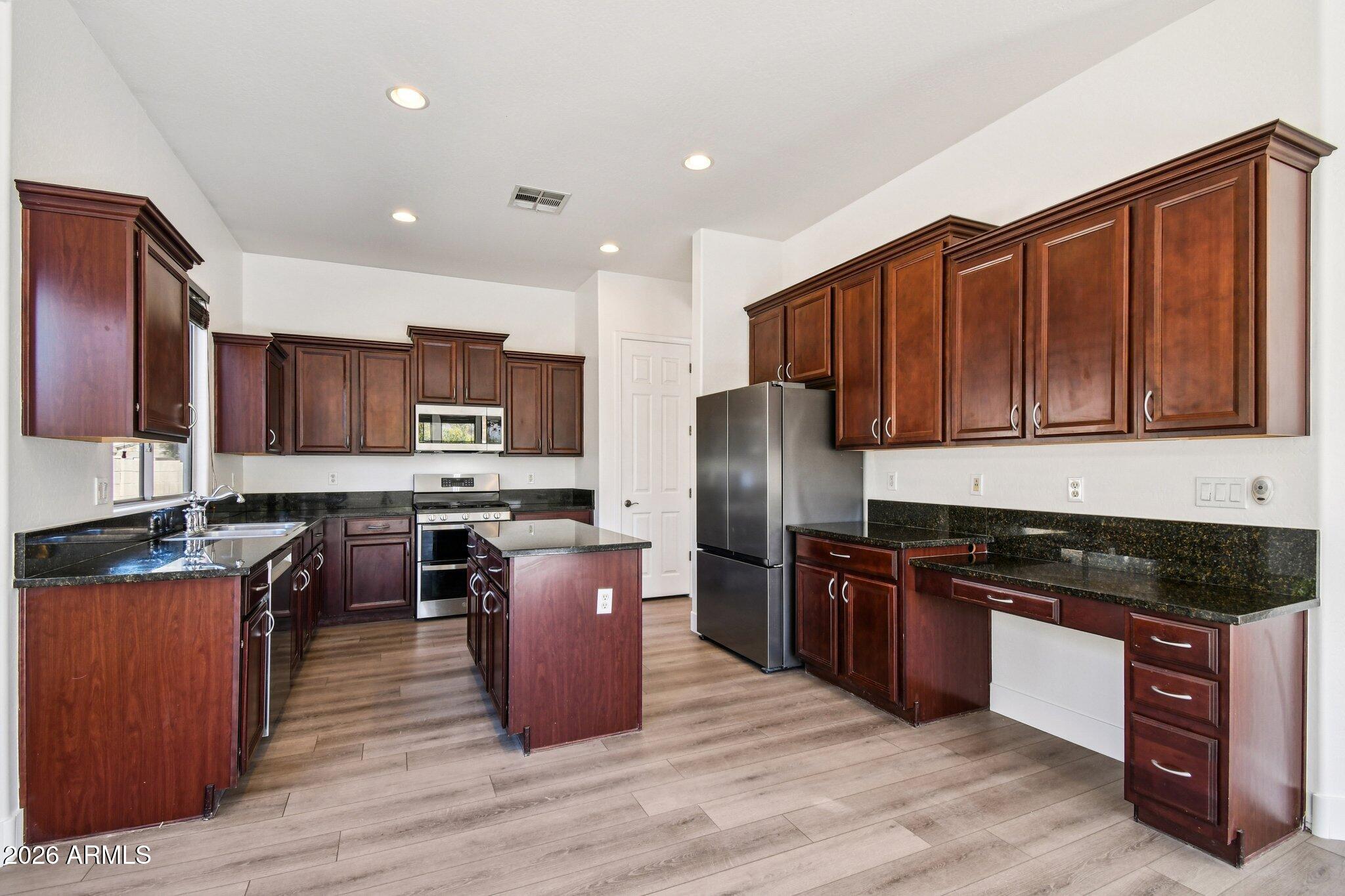 2991 South Roca Street Gilbert, AZ 85295 - Photo 8 of 30 13-web-or-mls-S Roca St-S0702-013