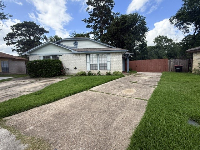 3121 Oak Rock Spring, TX 77373 - Photo 1 of 10