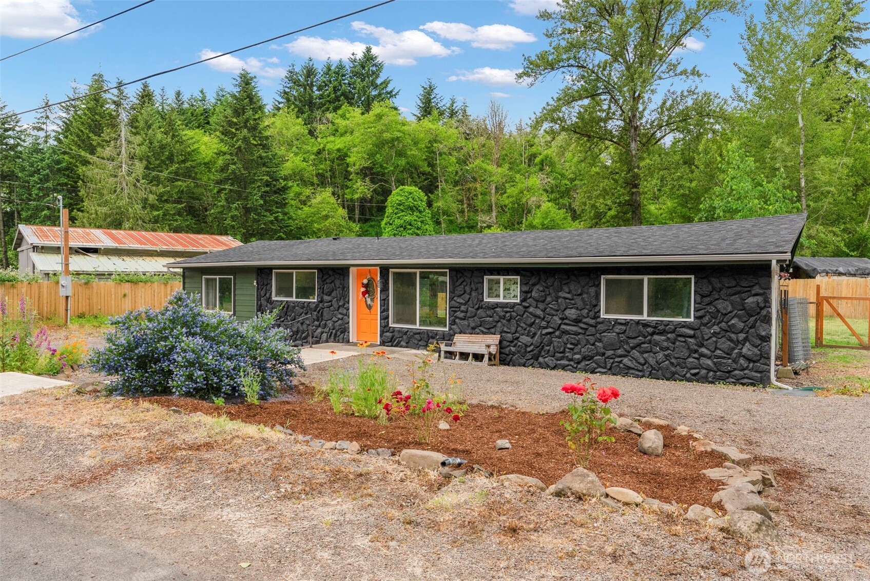 131 McGeary Road Kelso, WA 98626 - Photo 1 of 29