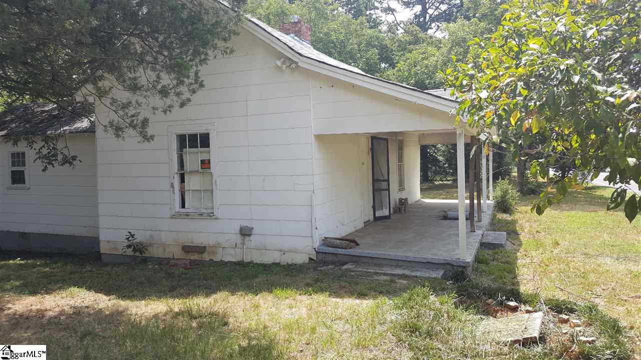 842 Johnson Road Easley, SC 29642 - Photo 2 of 13