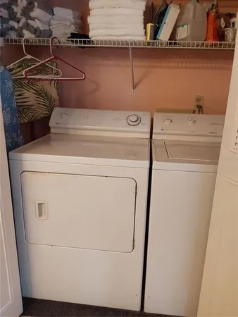$3,800 | 153 Sun Isle Circle, Treasure Island, FL 33706